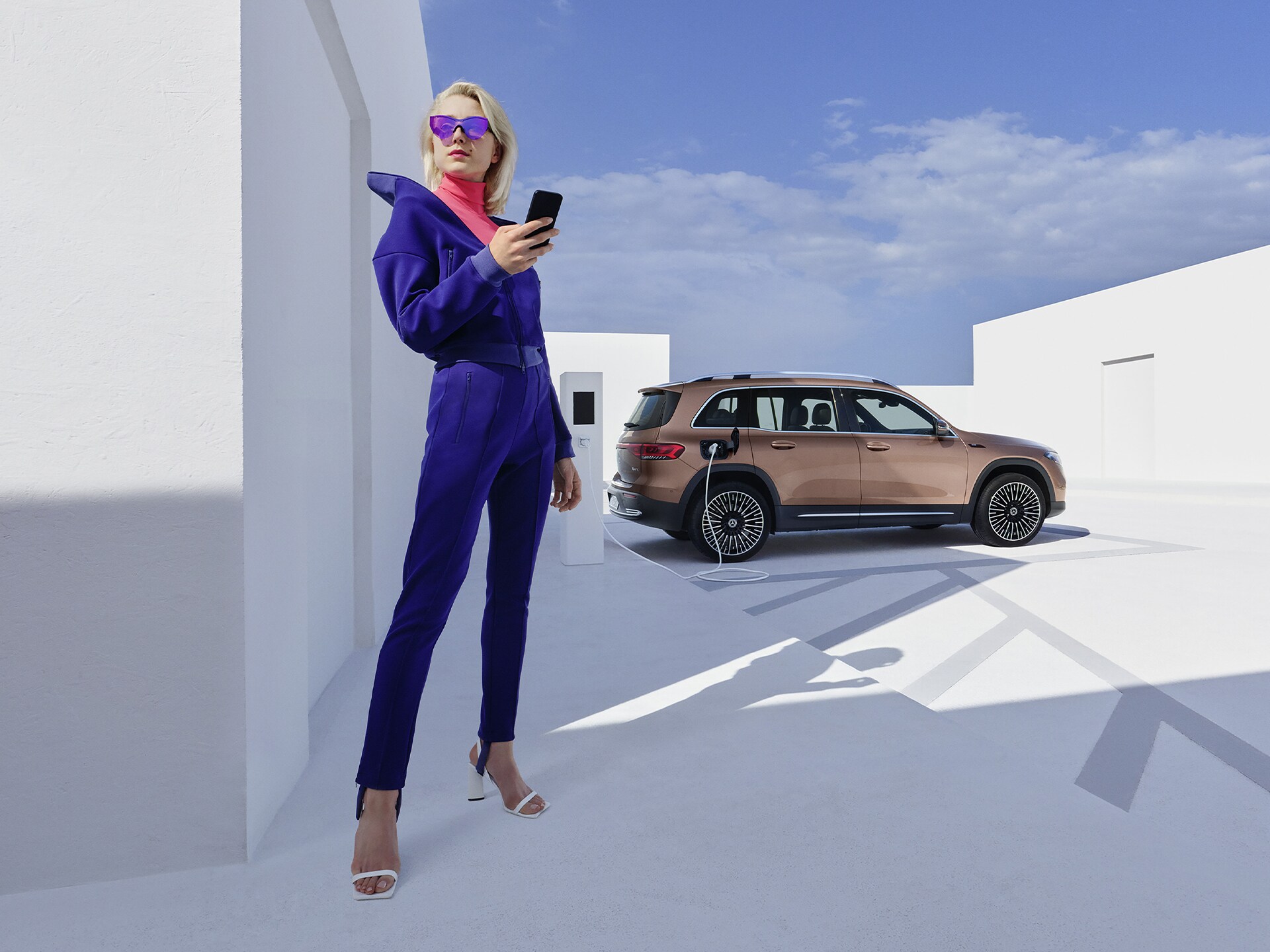 Digitale Extras | Mehr erfahren | Mercedes-Benz Die beste Verbindung zu Ihrem Mercedes-Benz: Die Mercedes-Benz App.