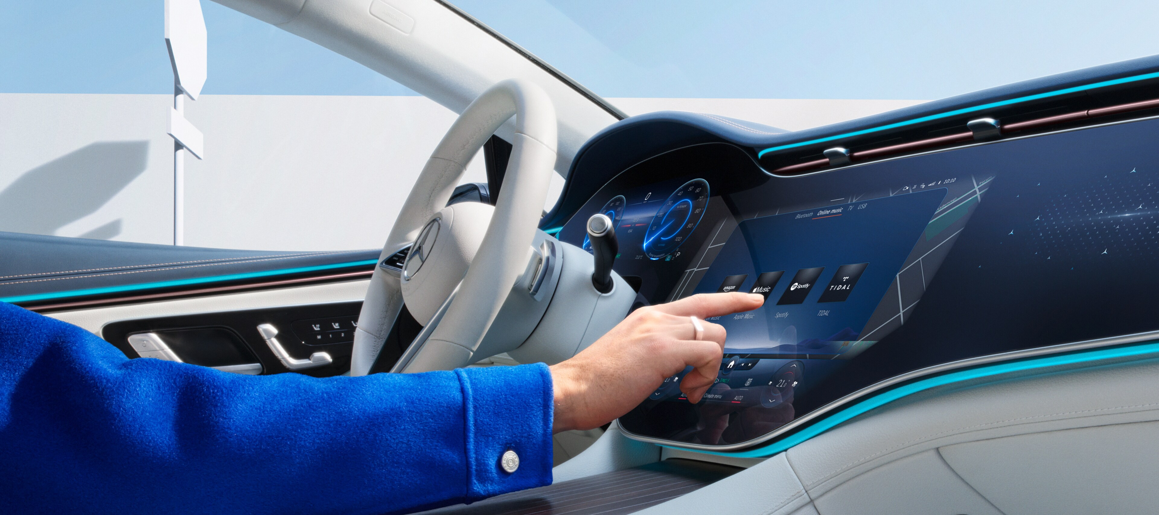 Digitale Extras | Mehr erfahren | Mercedes-Benz Auf dem Bildschirm des MBUX Multimediasystem in einem Mercedes-Benz werden Digitale Extras ausgewählt.