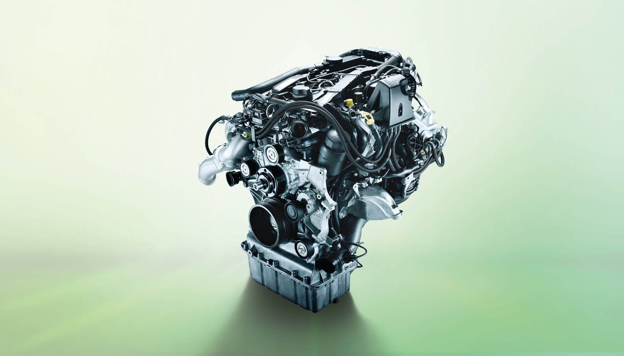 Ersatzteile | Mercedes-Benz Tauschteile eines Mercedes-Benz Fahrzeugs.