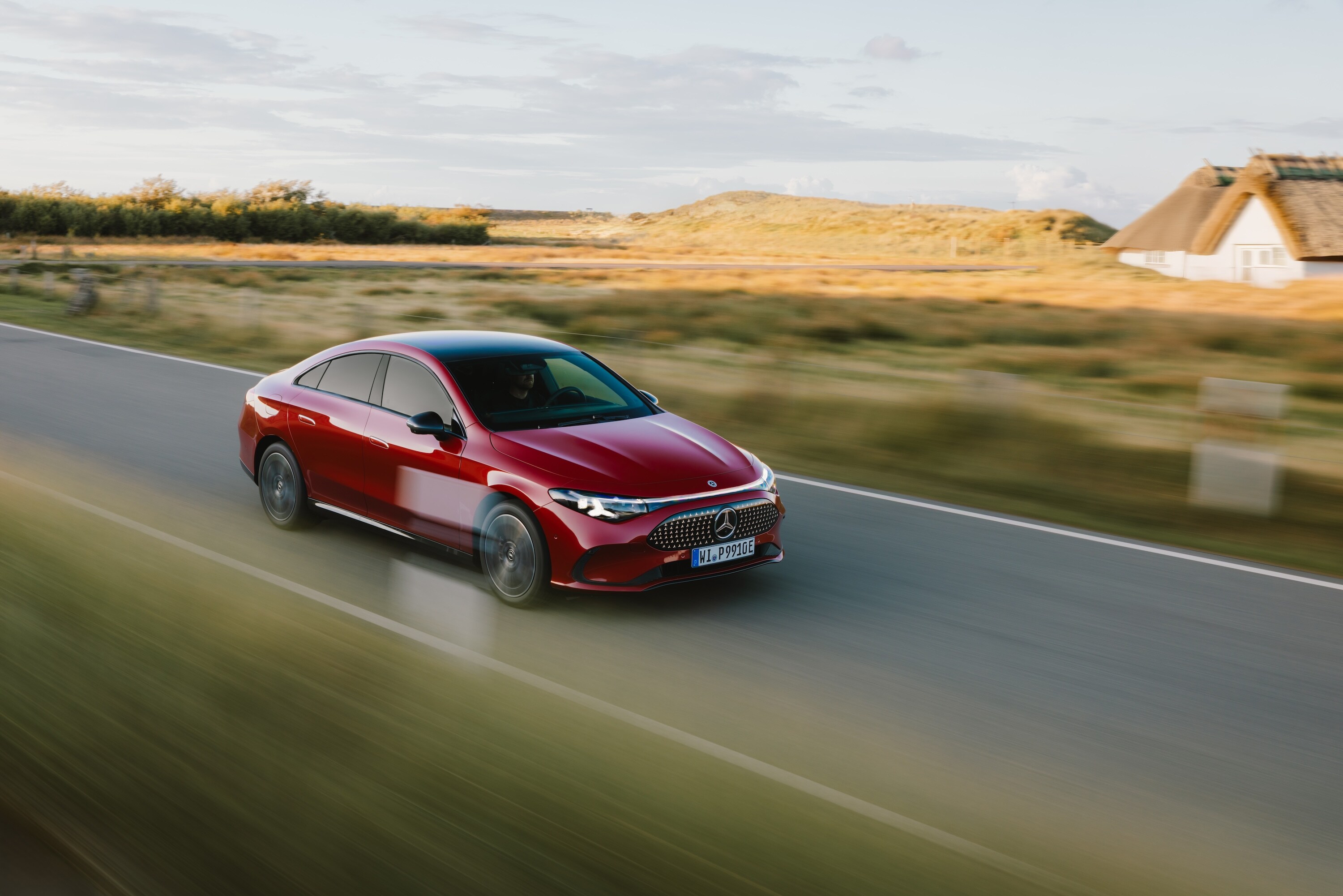 Text | Mercedes-Benz Text