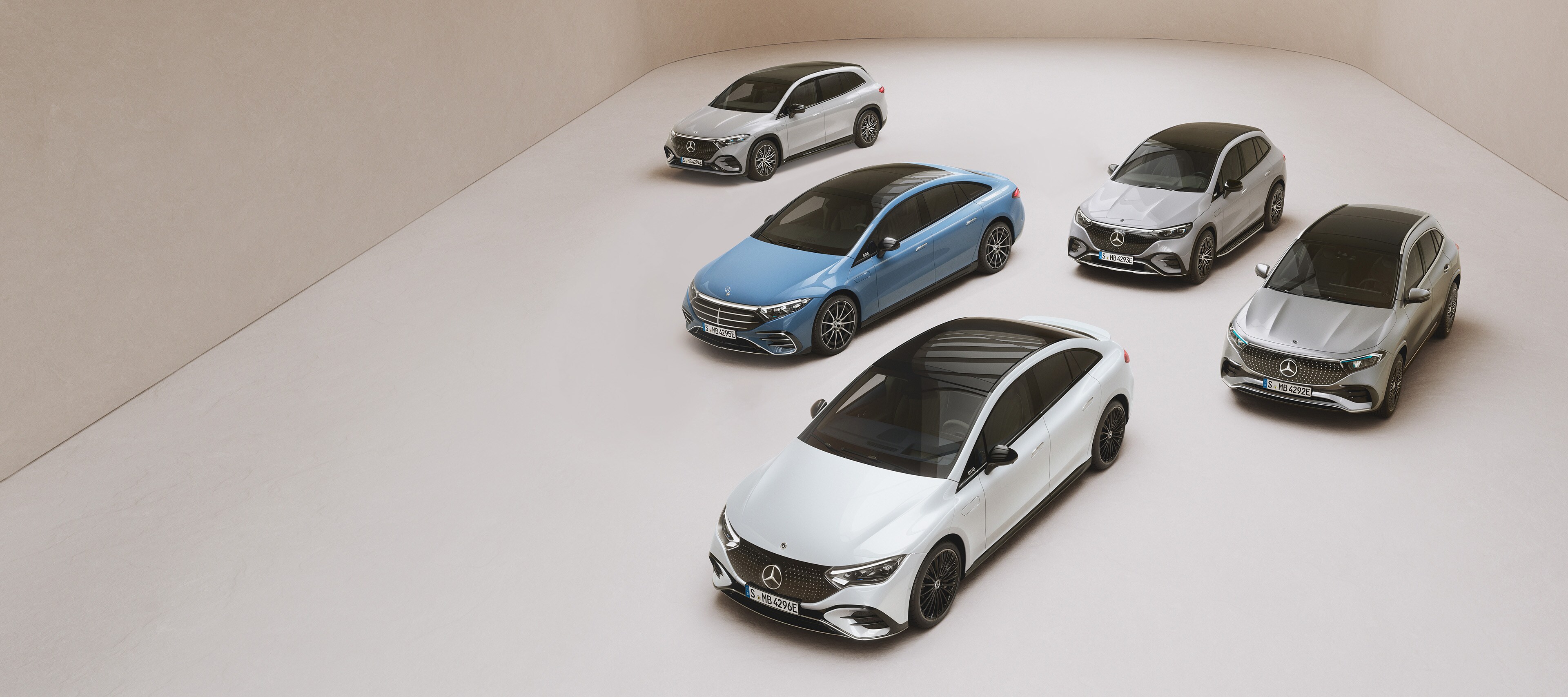 EQ-Modelle | Übersicht Die EQ-Modelle in seitlicher Frontansicht